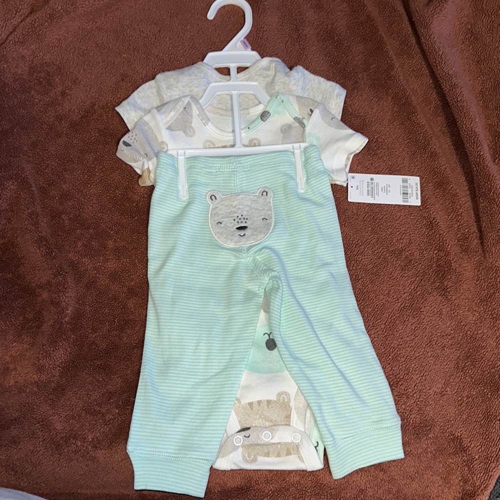 Carters 3 piece set, 9 months